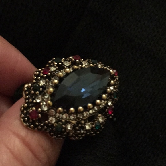 Sultan ring, size 7 but adjustable 🤗 - Picture 2 of 5